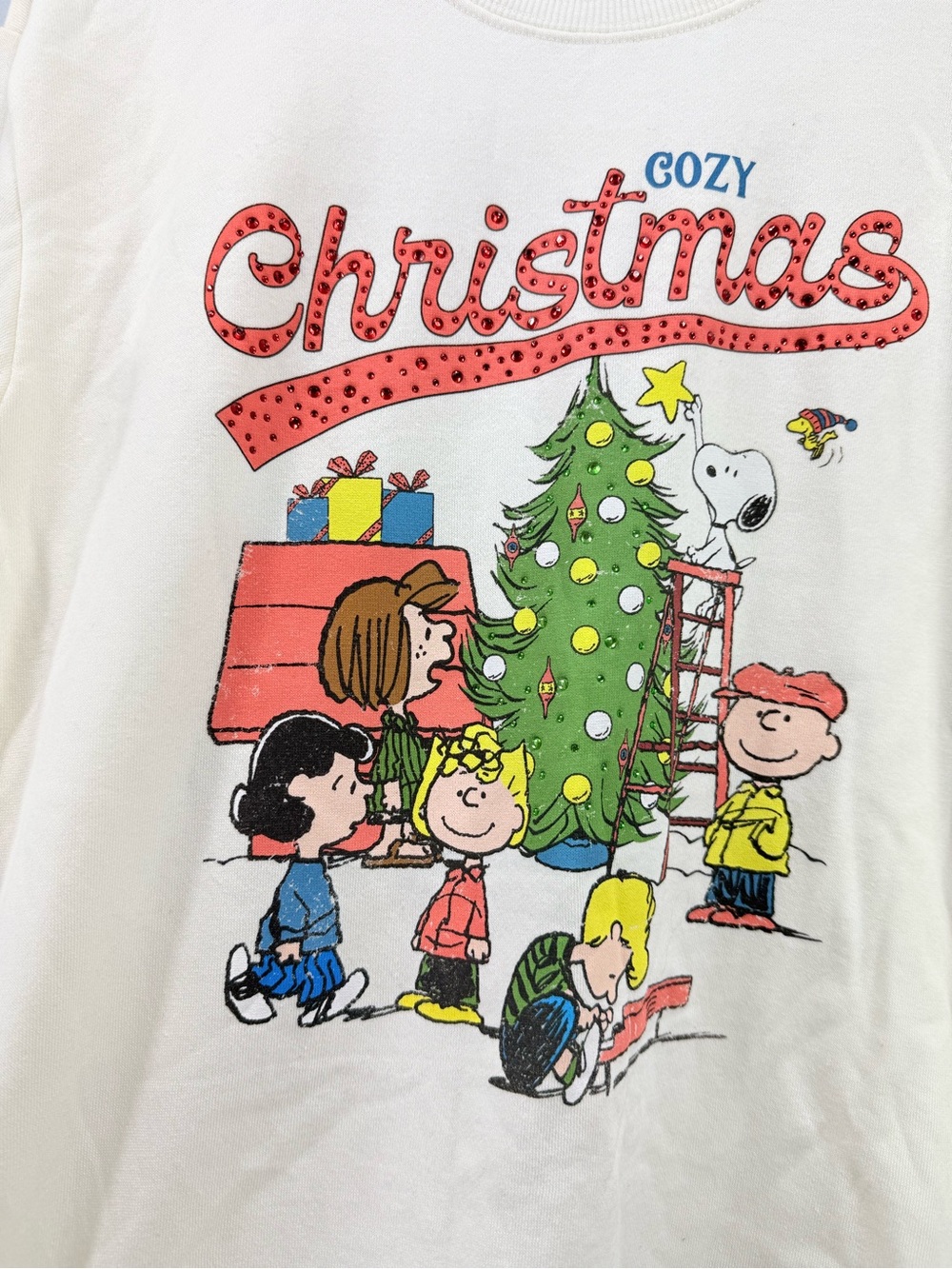 Charlie Brown Cozy Christmas Graphic Crewneck Sweater - Cream Size S - Picture 2 of 6